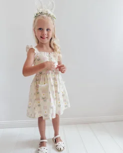 Rosie Mae Bunny Ears Floral Garland - White